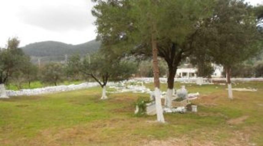 Bodrumda Mezarlık Bakımları Devam Ediyor