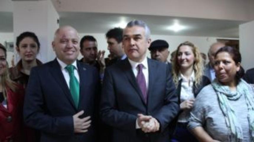 Ak Parti&rsquo;nin Adayları Se&ccedil;im B&uuml;rosu A&ccedil;ılışında Bir Araya Geldi