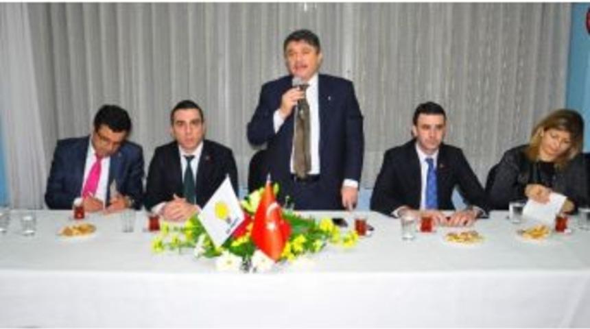 Tanrıverdi Salihli&rsquo;de Ak Gen&ccedil;lere Seslendi