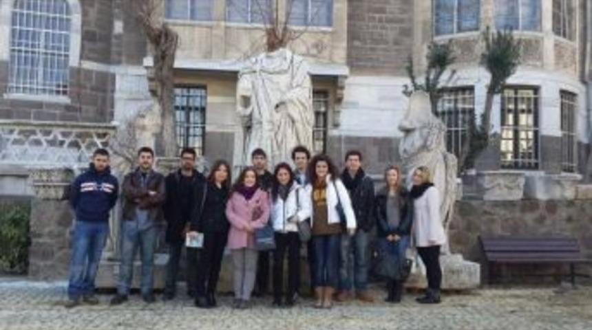 Sanat Tarihini &Ouml;ğrenmeye Arkeoloji Ve Etnografya M&uuml;zesi&rsquo;nden Başladılar