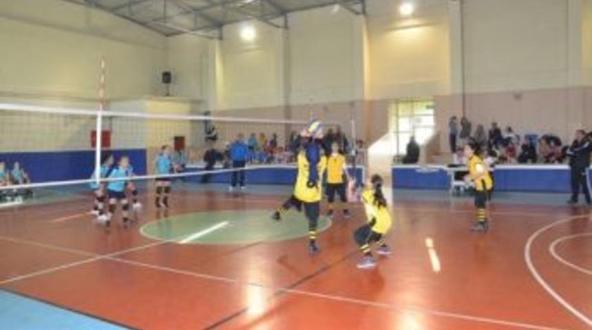 Okul Sporları Kaldığı Yerden