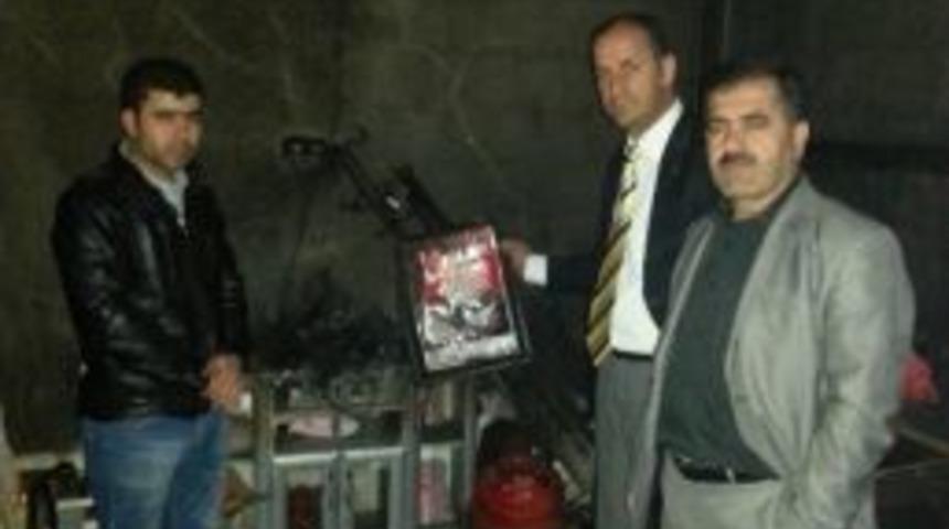 Evi Yanan Şehit Ailesine Ziyaret