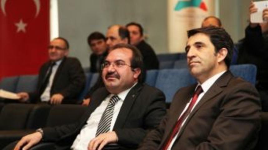 Ağrı İbrahim &Ccedil;e&ccedil;en &Uuml;niversitesi&rsquo;nde Sertifika T&ouml;reni