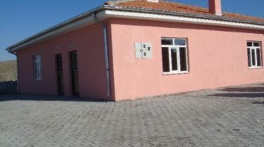 İncesu Dokuzpınar Mahallesi'ne &Ccedil;ok Ama&ccedil;lı Salon Yapıldı