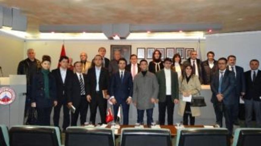 Turist Memnuniyeti İ&ccedil;in Sekt&ouml;rde Eğitim &Ccedil;alışmaları