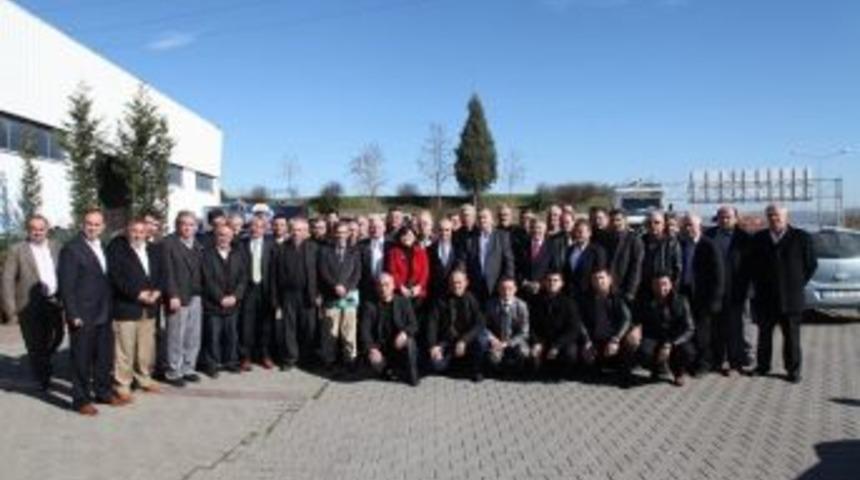 Başkan To&ccedil;oğlu, Ferizli&rsquo;de B&ouml;lge Muhtarları, Stk Temsilcileri Ve Vatandaşlarla Buluştu