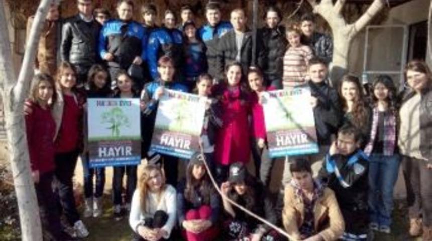 &lsquo;hayata Evet&rsquo; Tiyatro Grubu &Uuml;yelerine Yumurtalı K&ouml;fte Ziyafeti