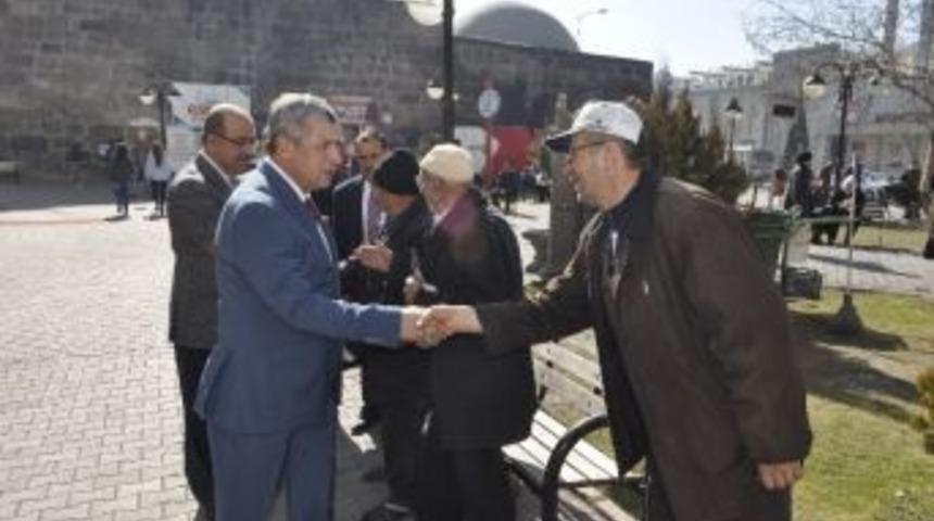 Mhp Başkan Adayları İstasyon Caddesinde