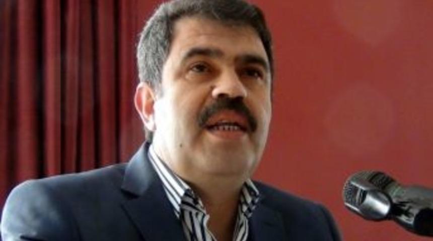 İşadamı İzzet Albayrak'dan İstişare Yemeği