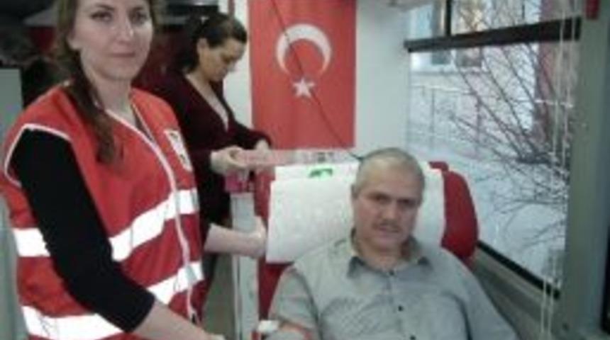 Muratlı'da 29 &Uuml;nite Kan Toplandı