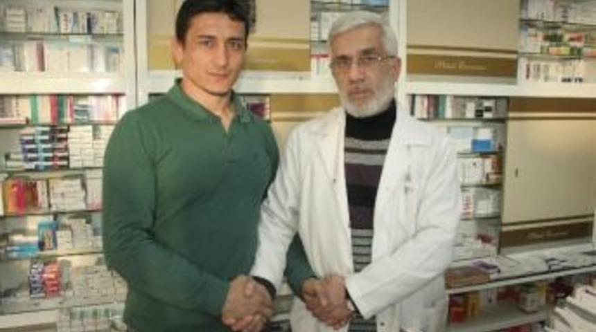 Yozgatlı Eczacı Beh&ccedil;et Civelek&rsquo;ten G&uuml;reş&ccedil;iye Destek