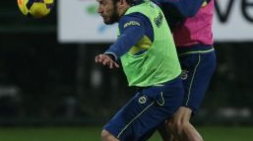 Fenerbah&ccedil;e, Kasımpaşa Ma&ccedil;ı Hazırlıklarını S&uuml;rd&uuml;rd&uuml;