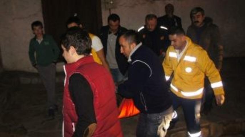 Namazdan &Ccedil;ıkan İmam Hayat Kurtardı