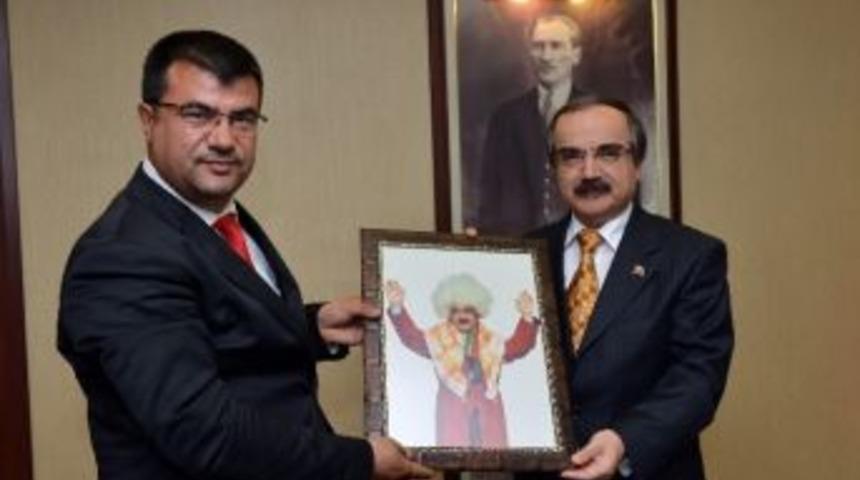 D&uuml;nya T&uuml;rkmenler Birliği&rsquo;nden Vali Coş&rsquo;a Ziyaret