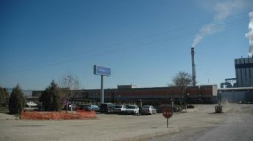 Kağıt Fabrikasında Patlama: 1 &Ouml;l&uuml;