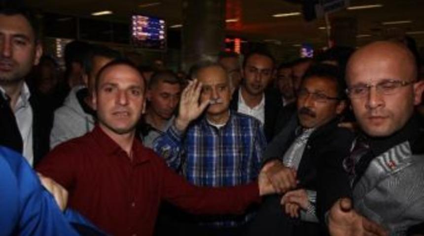 Başkan Karabağ'a Coşkulu Karşılama