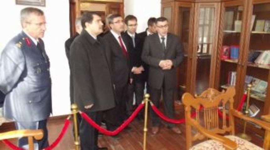 Atat&uuml;rk&rsquo;&uuml;n Malatya&rsquo;ya Gelişinin 83&rsquo;&uuml;nc&uuml; Yıld&ouml;n&uuml;m&uuml;