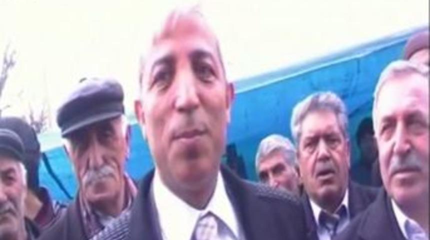 Muhtar, vekile anlattığı derdini cep telefonuna kaydetti,