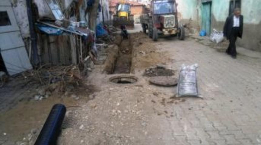 Hisarcık Belediyesi'nden Kanalizasyon Şebekesi Yenileme &Ccedil;alışması