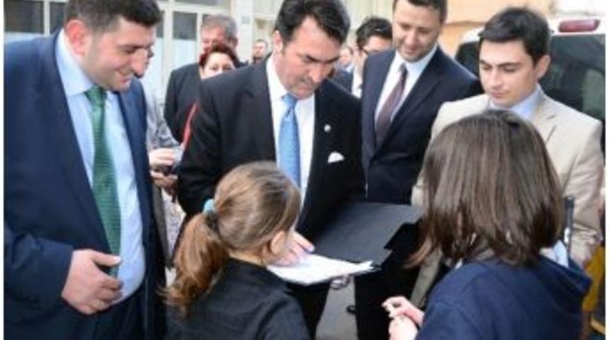 Yunus Balıklarının Avlanmasına Bir Tepki De D&uuml;ndar&rsquo;dan