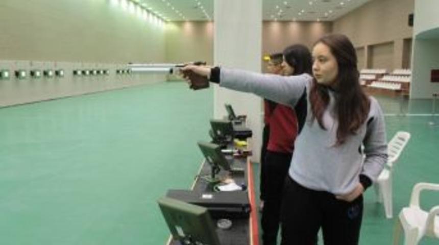 Havalı Tabanca T&uuml;rkiye Şampiyonu Şeymanur Milli Takımda