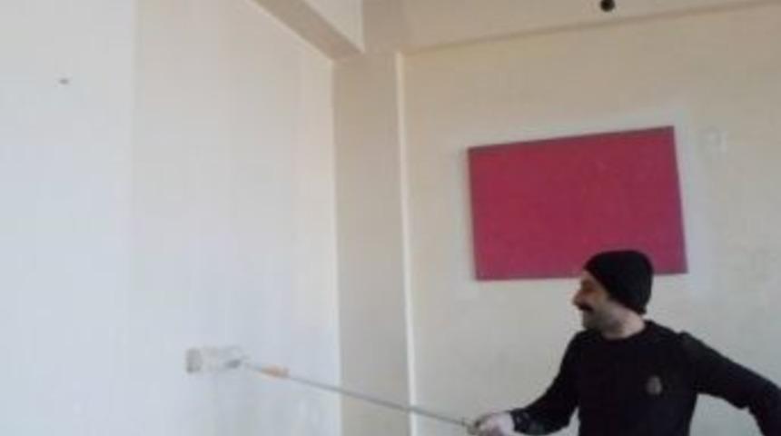 Batman'daki Okullar Yarıyıl Tatilinde Boyandı