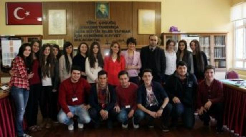 Lise &Ouml;ğrencileri Şirket Kurdu