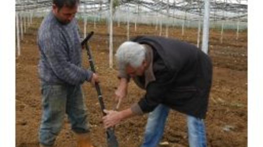 İzmir B&uuml;y&uuml;kşehir'den "toprak-su" Hamlesi