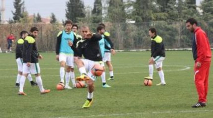 Tekden Denizlispor&rsquo;un İ&ccedil; Saha Fobisi