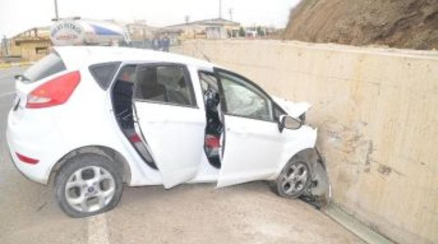 Manisa'da Kaza: 5 Yaralı