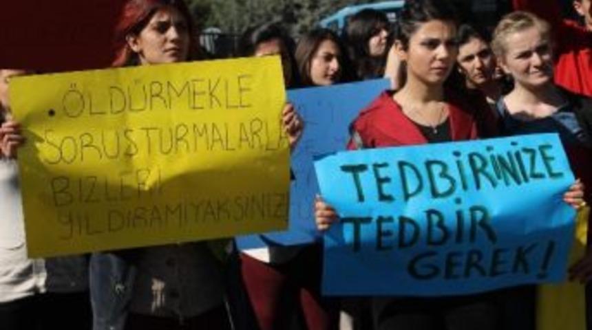 Me&uuml;'l&uuml; &Ouml;ğrencilerin Eylemi S&uuml;r&uuml;yor