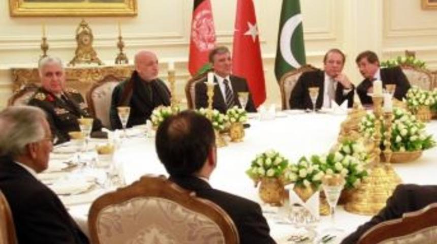 T&uuml;rkiye-afganistan-pakistan &Uuml;&ccedil;l&uuml; Zirvesi