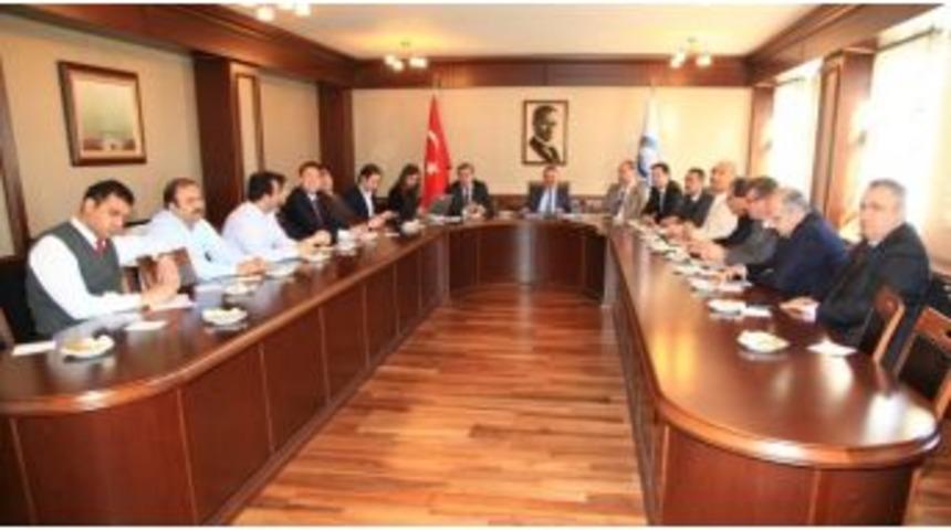 As&uuml;&rsquo;de Uzaktan Eğitim &Ccedil;alışmaları Yoğunlaştı