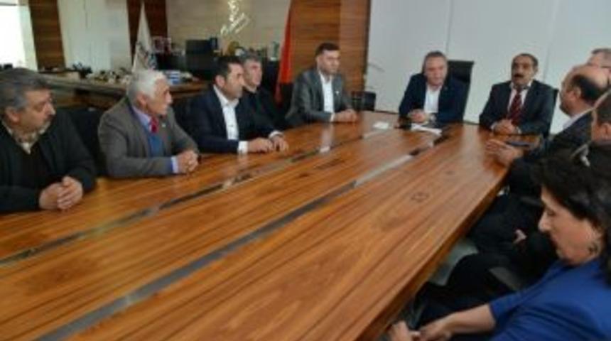 B&ouml;cek&rsquo;e Anadolu Derneklerinden Ziyaret