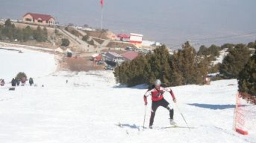 Kayaklı Oryantiring T&uuml;rkiye&rsquo;de İlk Kez Ergan&rsquo;da Yapıldı