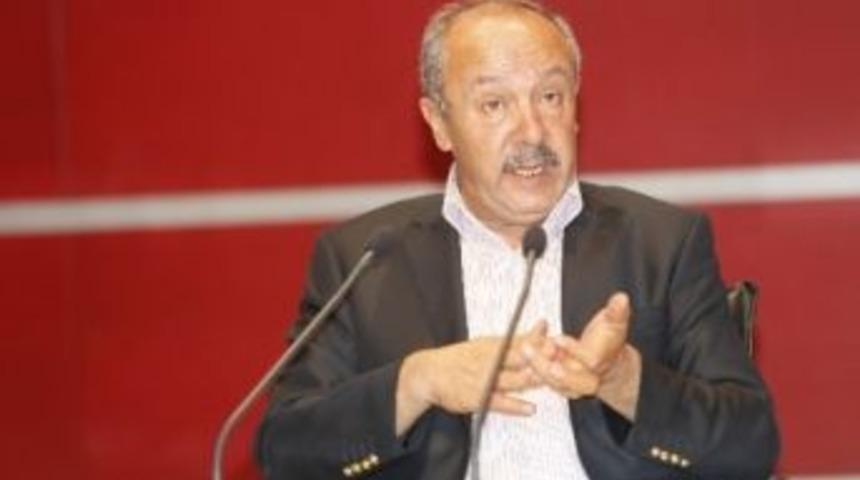 K&uuml;tahya'da 't&uuml;rkiye'nin Geleceği Ve Sorunları' Konulu Konferans