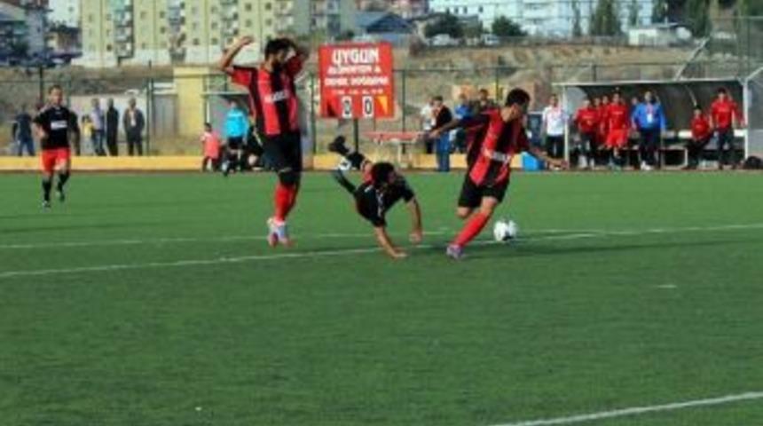 Yıldızeli Birlikspor Deplasmandan 3 Puan İle D&ouml;nd&uuml;
