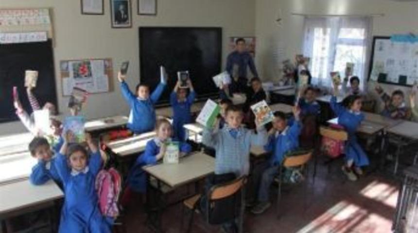 Kitaplar D&ouml;rd&uuml;nc&uuml; Adresini De Buldu