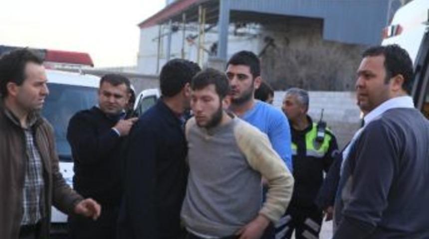 Fabrikada &Ccedil;ıkan Yangın Korkuttu