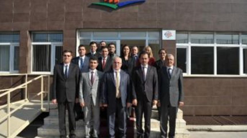 Vali Tuna, Çevre Ve Şehircilik İl Müdürlüğü’nü Ziyaret Etti