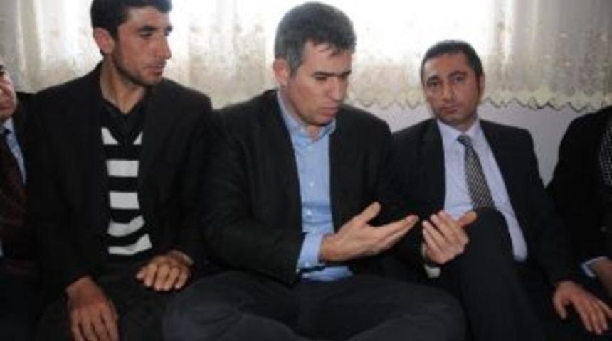 Metin Feyzioğlu'ndan Muharrem'in Ailesine Taziye Ziyareti