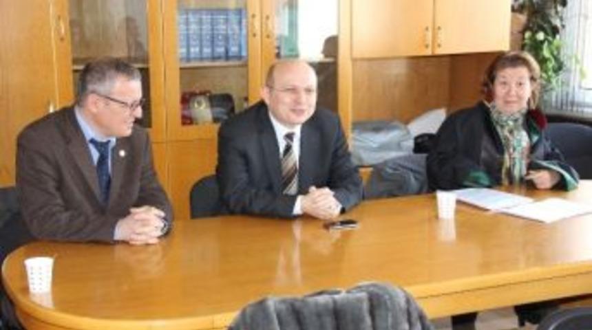 Başkan Adayı Kalay, Baro Başkanlığını Ziyaret Etti