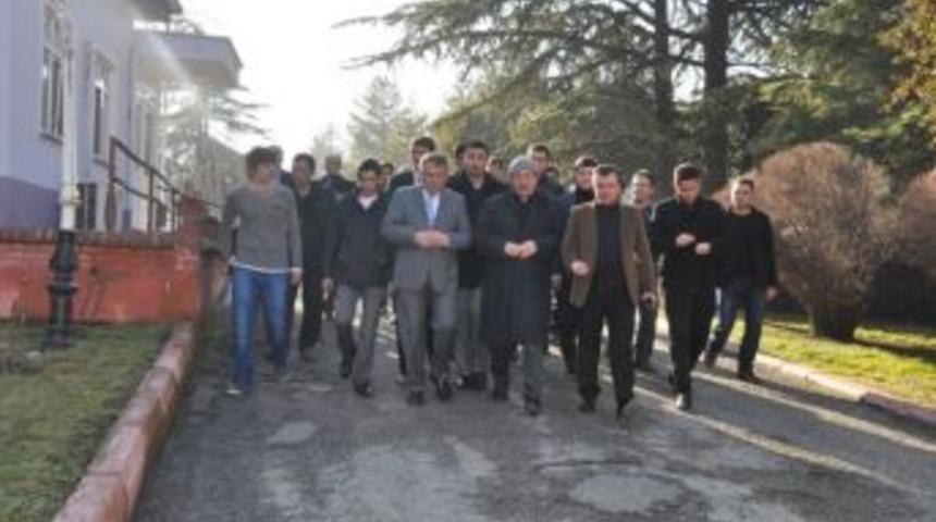 Başkan Vergili&rsquo;den Vatan Hastanesi &Ccedil;alışanlarını Destek