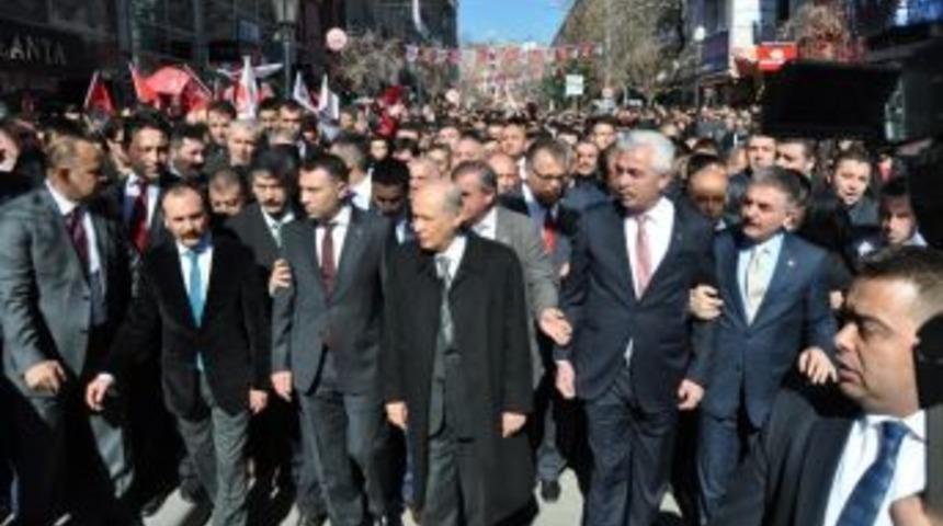 Mhp Lideri Bah&ccedil;eli: &ldquo;&ccedil;&ouml;z&uuml;m, Sokakta Değil Demokrasi İ&ccedil;erisindedir&rdquo;