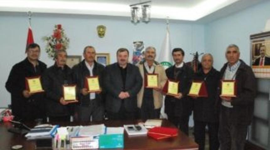 Başkan Torun&rsquo;dan Meclis &Uuml;yelerine Plaket