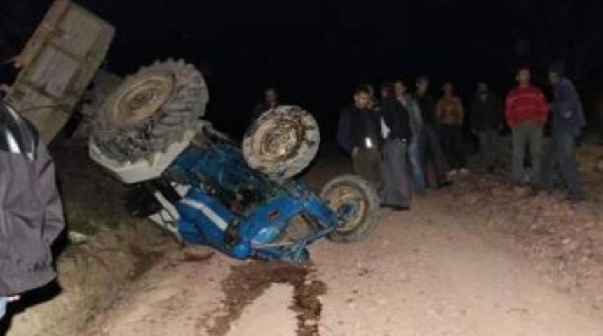 Kocaeli&rsquo;de Trakt&ouml;r Devrildi: 1 &Ouml;l&uuml; 4 Yaralı