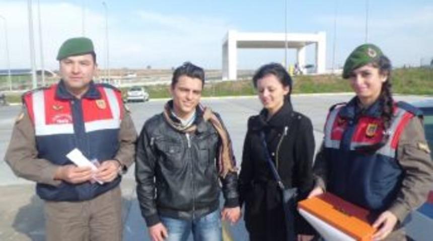 Jandarmadan Sevgililer G&uuml;n Hediyesi