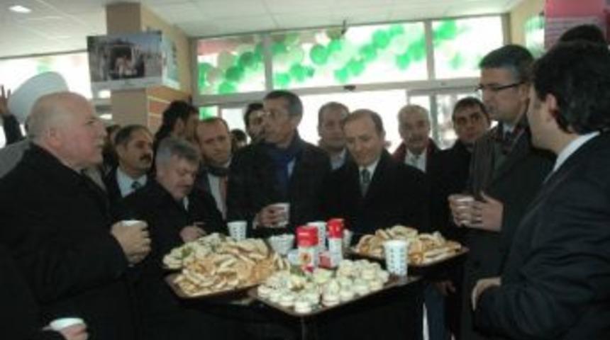 Ak Parti Ve Mhp B&uuml;y&uuml;kşehir Belediye Başkan Adaylarından Dostluk Mesajı