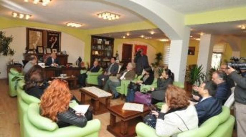Ekonomi Yazarlardan Başkan Kocamaz&rsquo;a Ziyaret