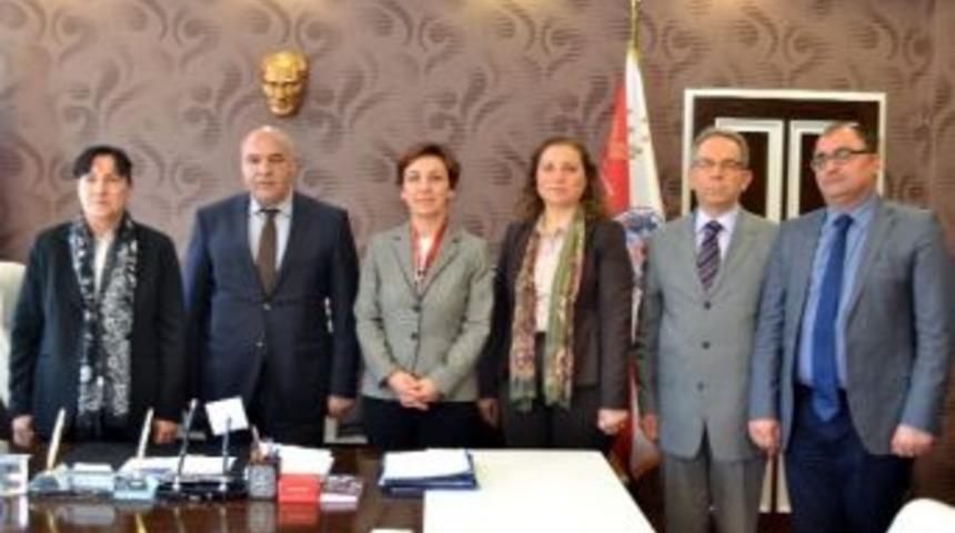 &Uuml;niversiteden Emniyet M&uuml;d&uuml;r&uuml;ne Hayırlı Olsun Ziyareti